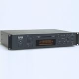 Tascam MD-350 MiniDisc Recorder with Player Live Venues and Budget Conscious Broadcasters