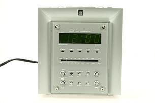 NEUF RADIO REVEIL LECTEUR CD 20 PISTES PROGRAMMABLES