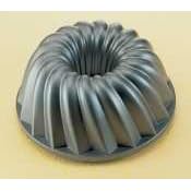 Kaiser Bakeware KaiserCast 6-1 2-Inch Classic Bundtform Pan by Kaiser