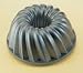 Kaiser Bakeware KaiserCast 6-1/2-Inch Classic Bundtform Pan