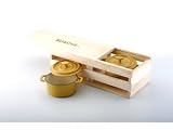 NapaStyle Enamel Cast Iron 12-ounce Covered Mini Round Set with Wood Crate, Mustard with Natural Interior (50218)