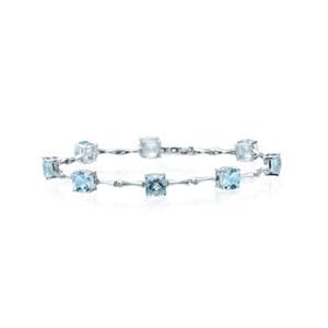 0.04 Ct Diamond and 7.05 Cts Aquamarine Bracelet in 14K White Gold by