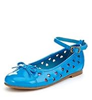 Heart Cut-Out Bow Pump Shoes