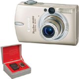 Canon Powershot SD550 7.1MP Digital Elph Camera 3x Optical Zoom (Coach Edition)
