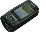 BLACK RUBBER BODYFIT COVER POUCH FOR A SAMSUNG D900 MOBILE PHONE
