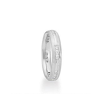 Platinum C-Fit Trios 1/3 Ct Diamond Wedding Band