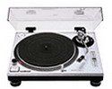 Technics Quartz Synthesizer Direct-Drive Turntable