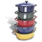Paderno World Cuisine 13 by 10.625 Inch Black Oval Dutch Oven by Paderno World Cuisine