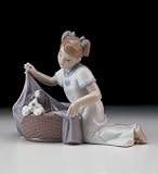 Nao by Lladro It's Time To Sleep Figurine