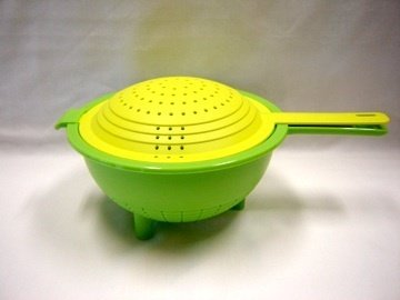 Tupperware DOUBLE COLANDER Strainer 2 QT Green