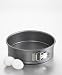 Kitchen & Housewares : Calphalon Classic Bakeware 9-Inch Round Nonstick Springform Pan