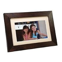Smartparts SP700W 7-Inch Digital Picture Wood Frame
