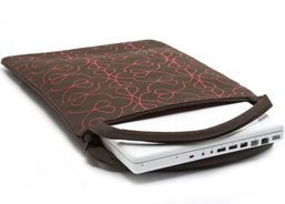 Childrens Toyshop  Electronics : Nanda Home Laptop Cozy Bea Magenta (small)