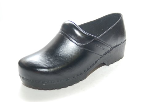 Cover image : Danclog Skagen Professional Clog Made in Denmark.