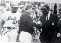 Donn Clendenon Autographed 11x14 photo (1969 World Series Shoe Polish Play New York Mets)