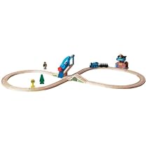 Thomas And Friends Wooden Railway - Bridge And Crane Figure 8 Set