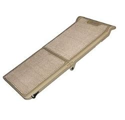 Pet Gear Short Bi-Fold Carpeted Pet Ramp