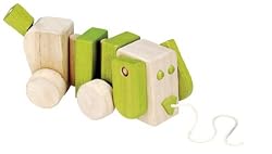 EVEREARTH ECO-FRIENDLY WOODEN DOGGIE PULL TOY BY MAXIM