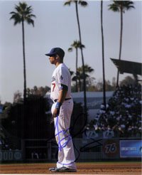 Signed Loney, James (Los Angeles Dodgers) 8x10 Photo