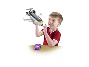 Disney W8581 - Cars 2 - Imaginext Spionagejet mit Holley Shiftwell