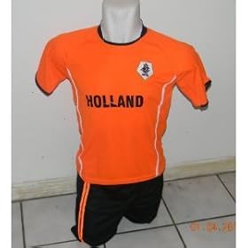 CHILDRESN, KIDS BOYS AND GIRLS HOLLAND SOCCER JERSEY SIZE 10 (FOR AGES 7 & 8)
