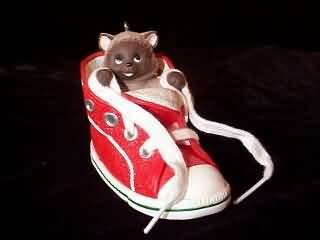 Hallmark Keepsake Ornament High Top-purr 1993