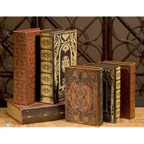 Monte Cassino Book Box Collection Set of 6
