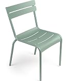 Review The Urban Garden  / luxembourg chair - cedar