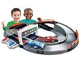 Shake and Go Speedway Raceway With Pixar Cars
