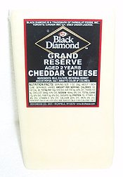 Canadian Cheddar 1lb by Pastacheese