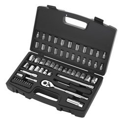 Stanley 92-809 MaxDrive 60-Piece 1/4 and 3/8-inch Standard and Metric Socket Set With Case