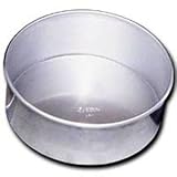 Kitchen & Housewares : Wilton Decorator Preferred 9 by 2 Inch Round Pan