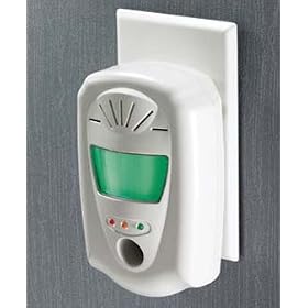4-in-One Plug-in Pest Repeller/Ionizer