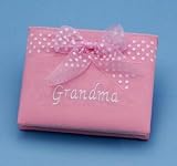 Review Beverly Clark  / Beverly Clark 200SGP 4 x 6 Grandma Brag Book - Pink