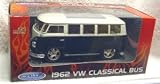 1:25th Scale - 1962 VW Classical Bus, Custom Low Rider - Volkswagon Van