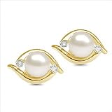 Flute Japanese Akoya Cultured Pearl Earring