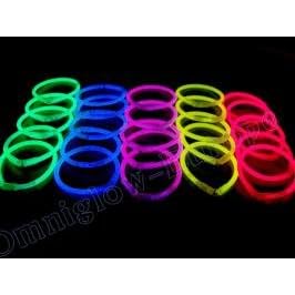 100 x Glow Sticks, 8" long with 100 Connectors
