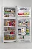 Review Avanti  / Avanti FF1008W 10 cu. ft. Counter-Depth Top-Freezer Refrigerator with Adjustable Shelves, Clear Crisper Bin and Reversible Door