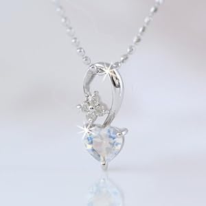 【クリックで詳細表示】ブルームーンストーン 真珠以外の6月誕生石 ハート型と4粒のダイヤモンドお花ペンダントネックレス K10WG [ジュエリー]