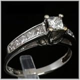 14K White Gold Diamond Engagement Ring
