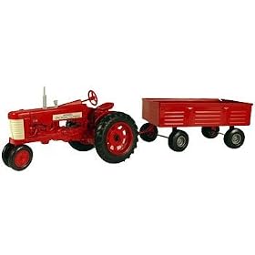 New Holland Farmall Toy Tractor with Trailer 1:16 Scale by ERTL