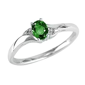 Emerald Gemstone Ring with Diamonds in White Gold