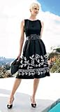 EMBROIDERED LINEN DRESS
