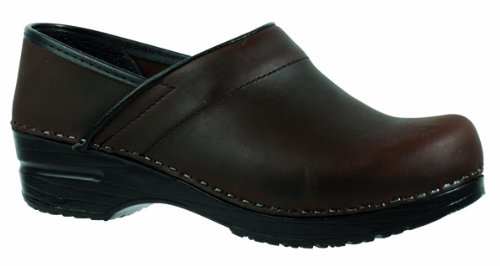 Sanita Women's Professional Oil Clog