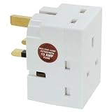 Review LINDY 4002888701440 / UK 3 Way Mains Adaptor