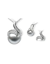 18K white gold Demeter Black Tahitian cultured pearl and diamond pendant