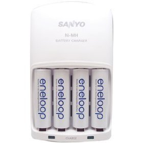 eneloop 4 pack AA with MQNO6 Charger