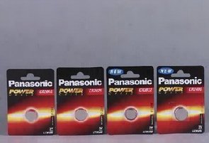 Childrens Toyshop  Elektronik : PANASONIC CR 2032 Lithium, Knopfzelle 3V  VPE: 1 Stück