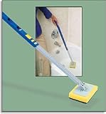 No-Stoop Tub Scrubber