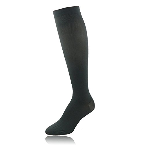 AW Style 167 Women's Travel Knee High Socks - 15-20 mmHg